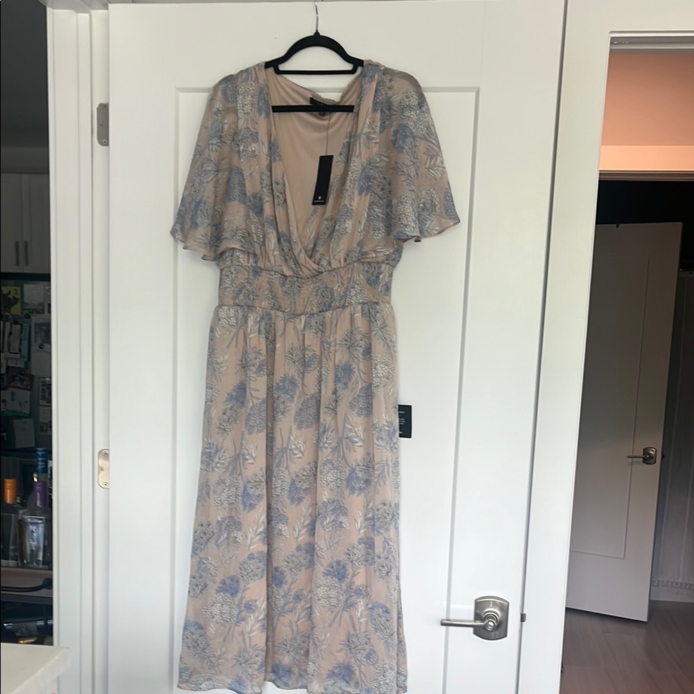 Floral Print V-Neck Dress
